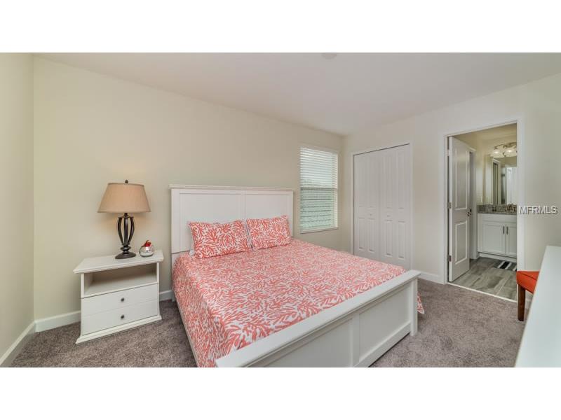 Luxury All Furnished House at Champions Gate Resort - Biggest Return In Orlando - $ 469,900

 
