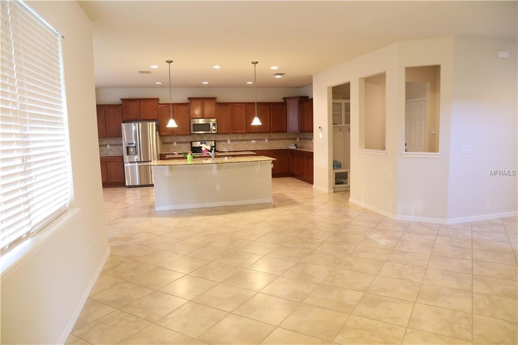 New Beautiful Home For Sale at Windermere Terrace - 2 miles from Disney $379,000  

 
