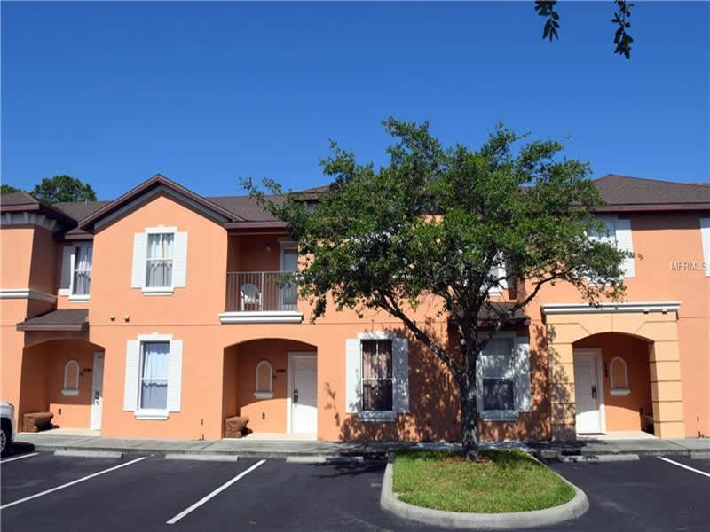 N3BR Furnished Townhouse For Sale In Regal Oaks Resort - Old Town - Kissimmee $187,900
