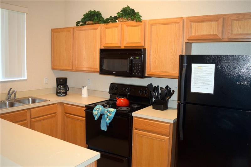 3BR Furnished Townhouse For Sale In Regal Oaks Resort - Old Town - Kissimmee $187,900

