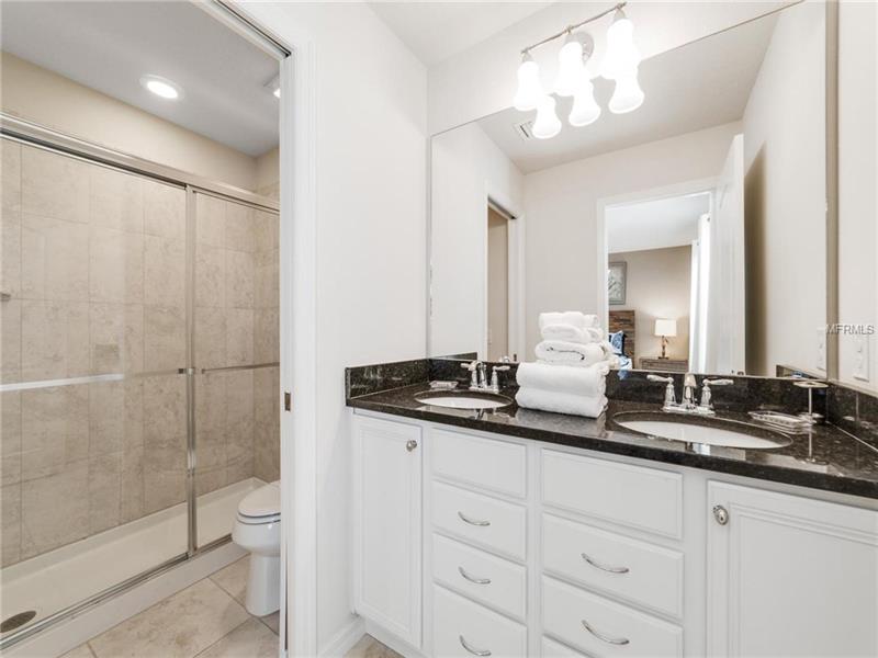 Vacation Home For Sale in Kissimmee - 8 bedrooms / furnished / pool $680,000