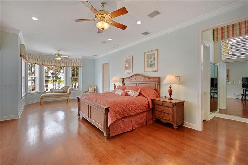 Windermere Lakefront Victorian Pool Home For Sale $2,999,000