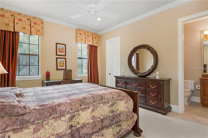 Lakefront Estate For Sale in Winter Park – Florida $6,500,000
