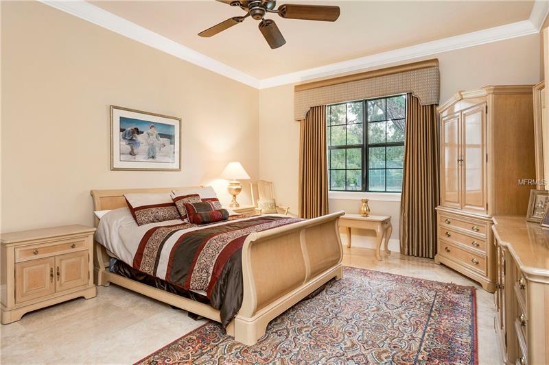 Lakefront Estate For Sale in Winter Park – Florida $6,500,000