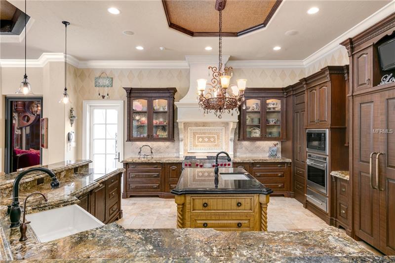Keenes Pointe Lakefront Mansion For Sale - Windermere $5,499,000