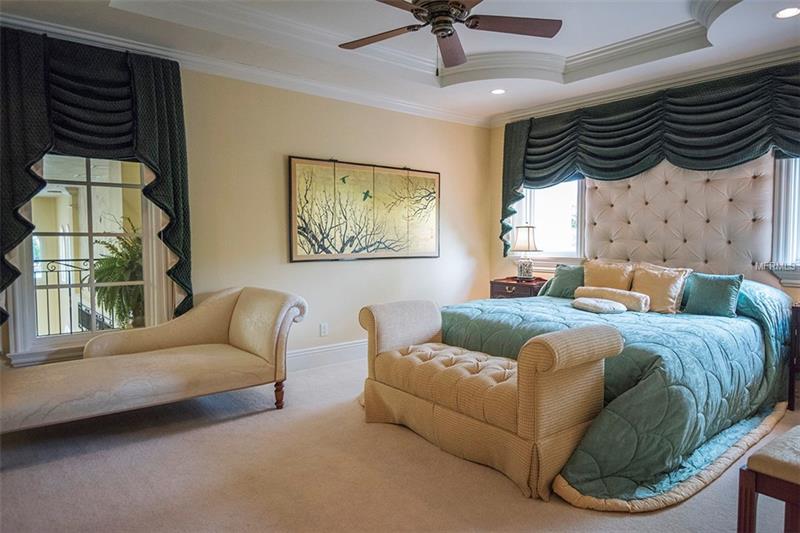 Isleworth Estate with Indoor Pool For Sale – Windermere $6,750,000