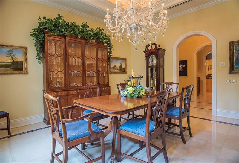 Isleworth Estate with Indoor Pool For Sale – Windermere $6,750,000