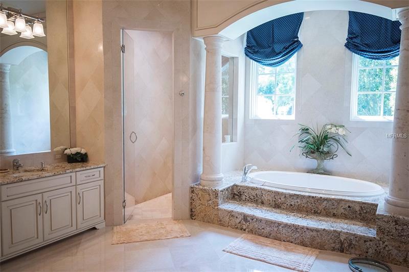 Isleworth Estate with Indoor Pool For Sale – Windermere $6,750,000