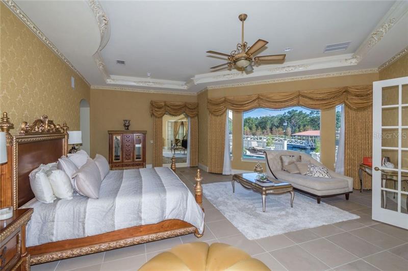 Sand Lake Point Lakefront Estate For Sale - Dr.Phillips $2,290,000