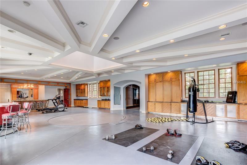 Lakefront Palatial Estate For Sale in Dr.Phillips $4,888,000