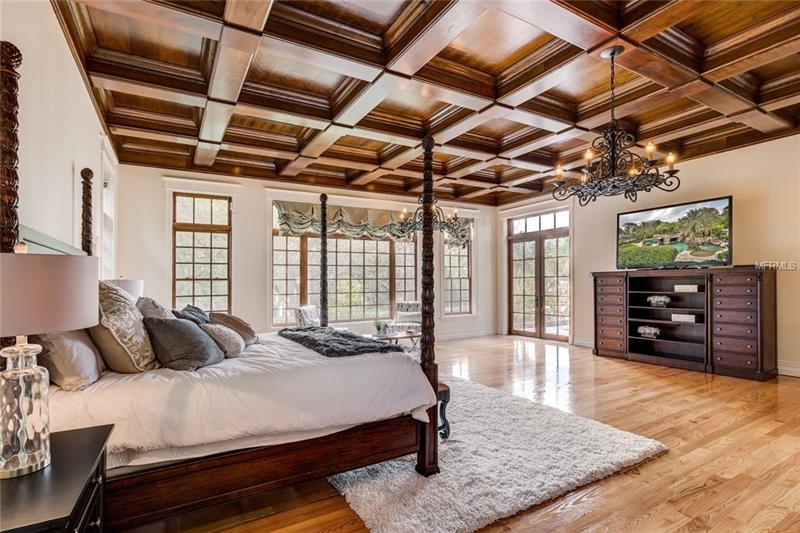 Lakefront Palatial Estate For Sale in Dr.Phillips $4,888,000