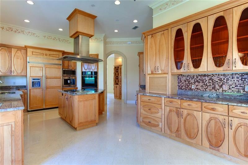 Millionaires Row Luxury Mansion For Sale - Dr.Phillips $1,550,000