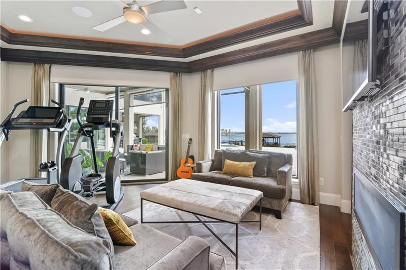 Waterstone Lakefront Grand Estate For Sale – Windermere $3,750,000