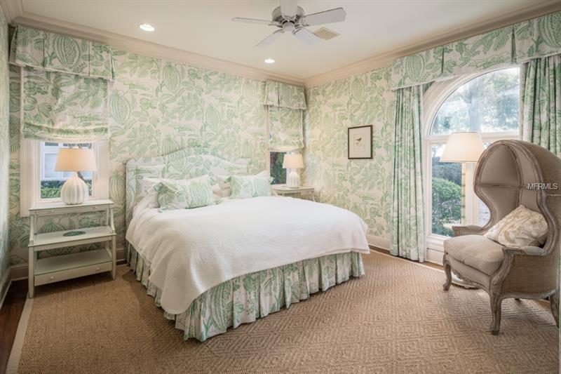 Windermere Lakefront Mansion For Sale - Isleworth $4,745,000
