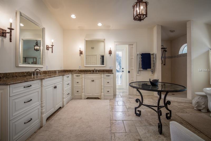 Windermere Lakefront Mansion For Sale - Isleworth $4,745,000