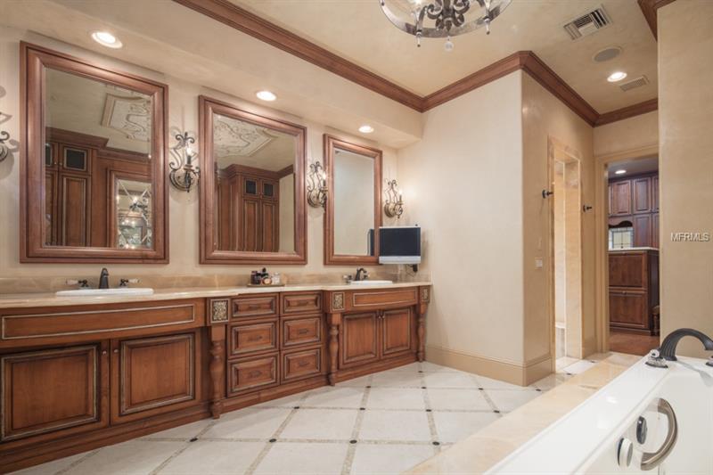 Windermere Golf Front Mansion For Sale – Isleworth $3,750,000