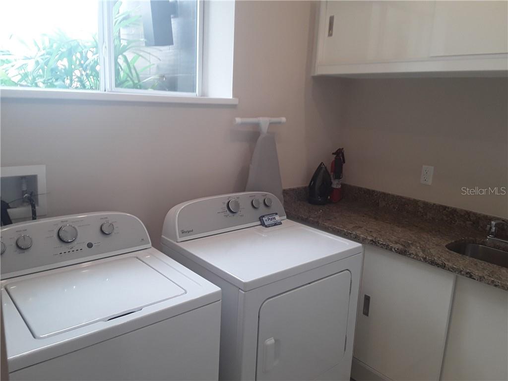 Fully Furnished 4 Bedroom Luxury Townhome For Sale in Magic Village Resort - Kissimmee $375,000