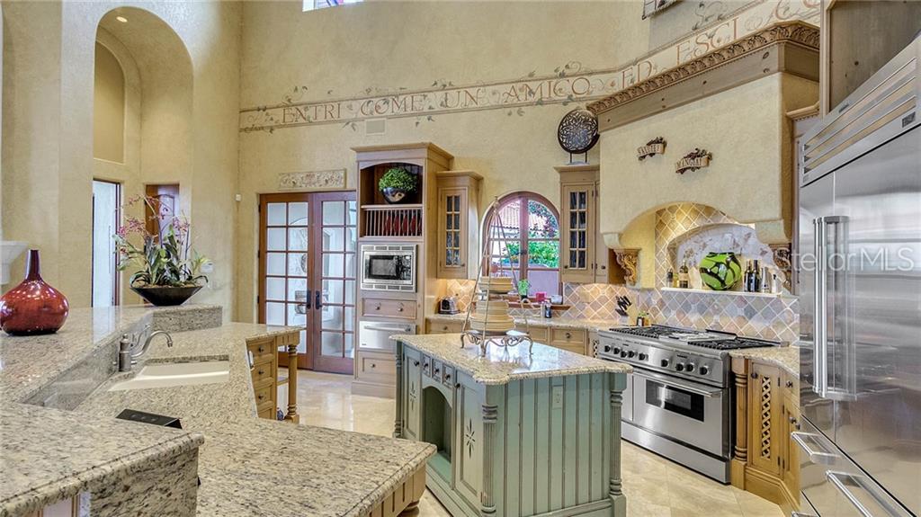 Dr.Phillips Lakefront Mansion For Sale - Estates At Phillips Landing $2,250,000