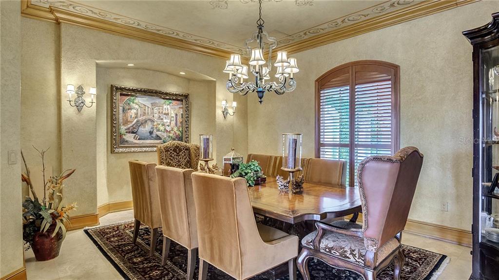 Dr.Phillips Lakefront Mansion For Sale - Estates At Phillips Landing $2,250,000