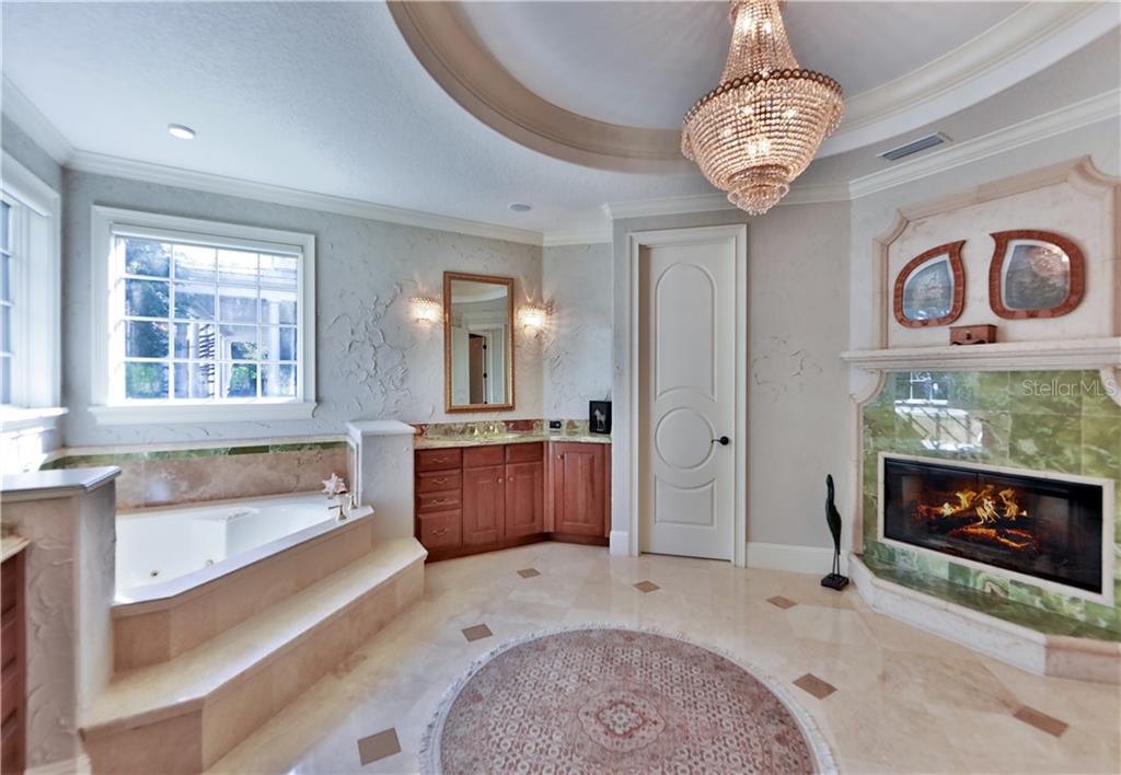 Luxury Lakefront Golf Estate For Sale in Celebration $1,489,000