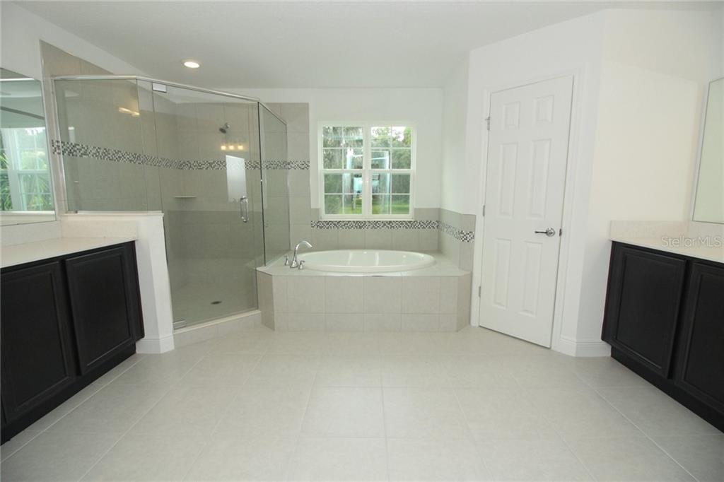 New 5 Bedroom Luxury Villa in Bellalago - Kissimmee $549,000