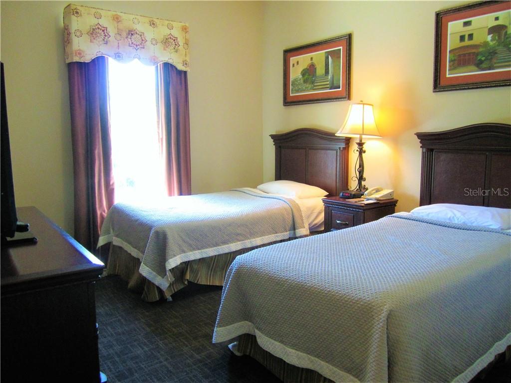 3 Bedroom Condo For Sale in Worldquest Resort - Orlando - Fully Furnished in Condo Hotel $180,000