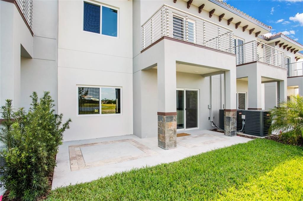 New Townhouse For Sale with amazing Golf Course View - Kissimmee $285,000