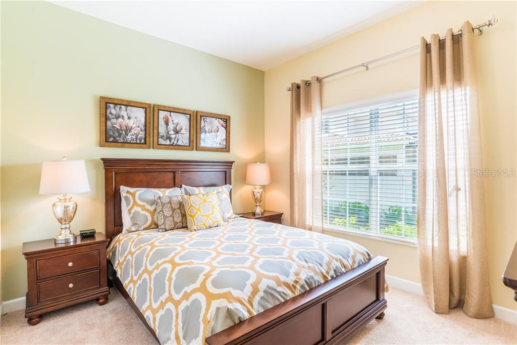 Storey Lake 5 BR Townhouse For Sale - Private Pool / Fully Furnished $380,000