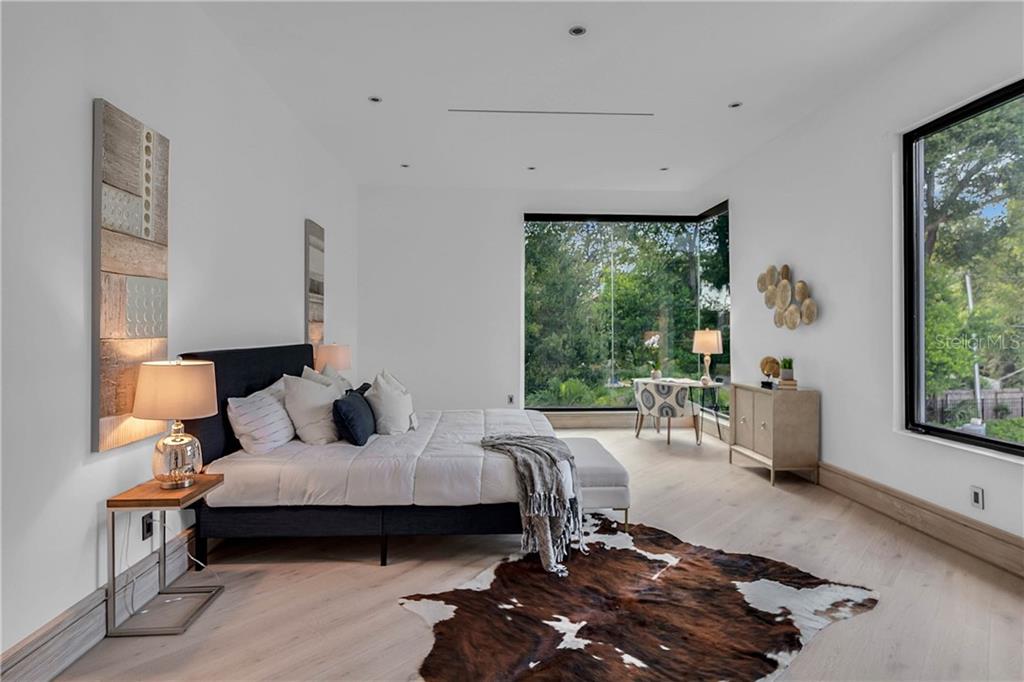 New Contemporary Style Home For Sale in Downtown Windermere $1,350,000