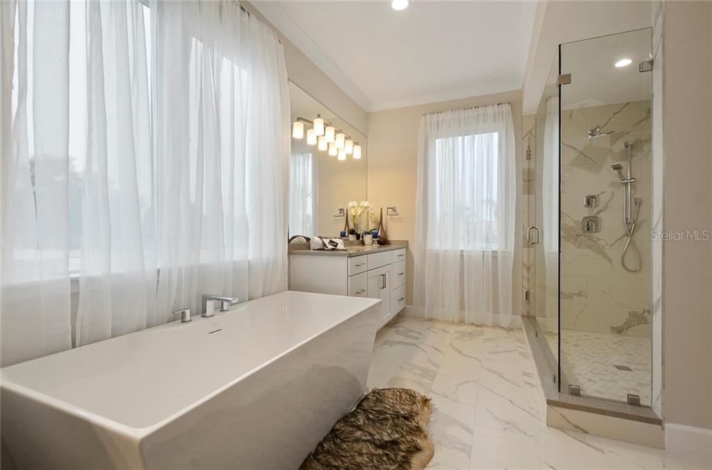 New Modern Style Home With Pool for Sale in Lake Killarney Shores - Winter Park $899,900