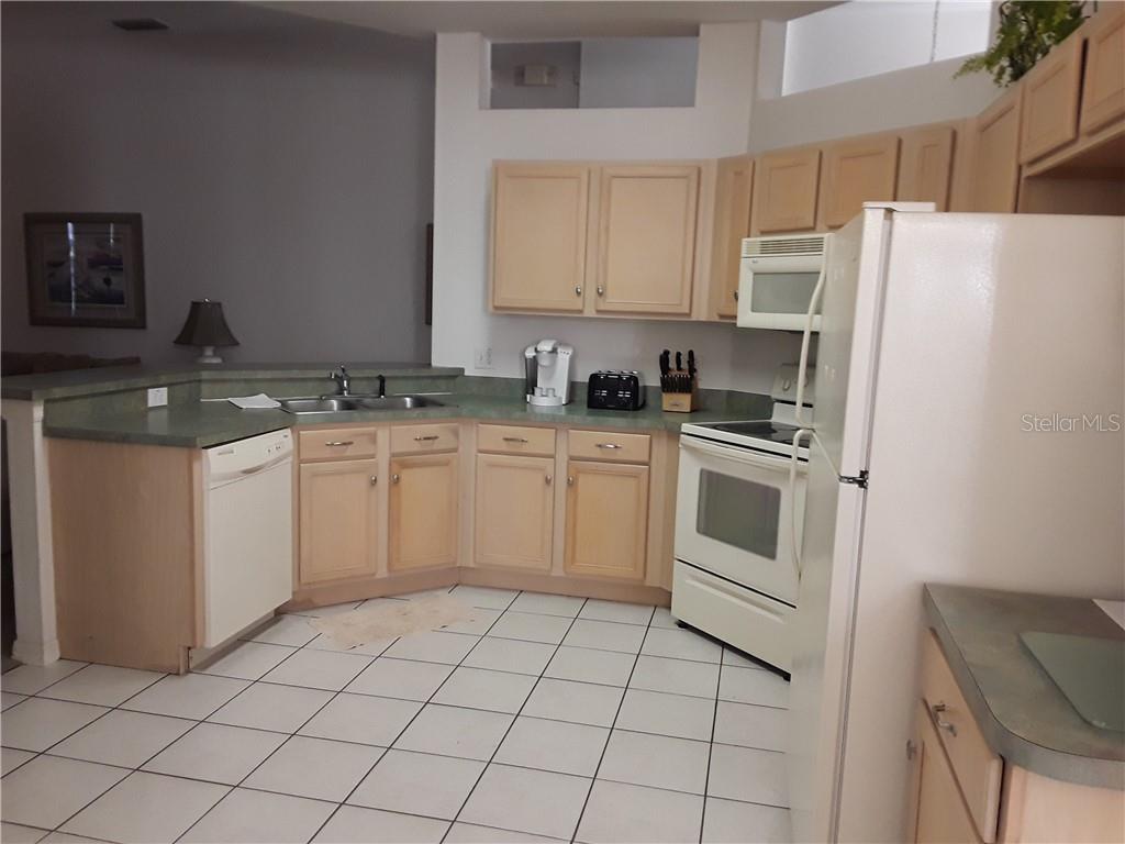 Nice home in Calabay Parc - 4 Bedrooms with Pool $245,000