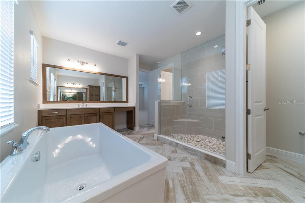 New Home For Sale at Lakeshore Preserve - Winter Garden $760,000