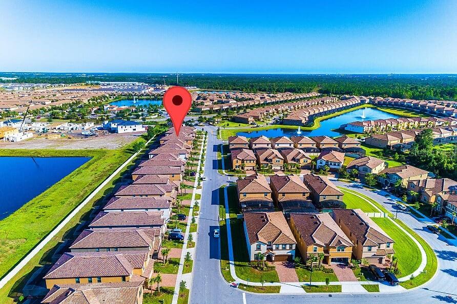 Vacation Investment Home For Sale in Kissimmee - 7 Bedrooms / Fully Furnished $499,000