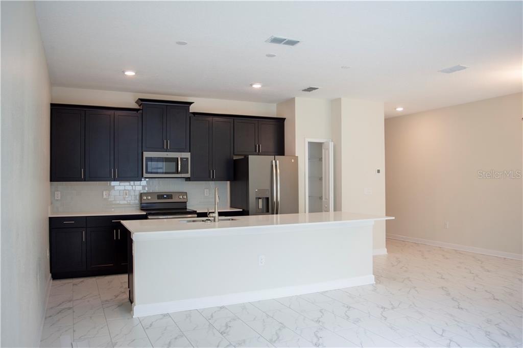 Storey Lake Resort 4BR Condo with private pool for sale – Kissimmee $386,990