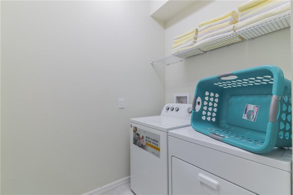 Windsor at Westside Resort Lakefront Vacation Investment Property For Sale – Kissimmee $529,999