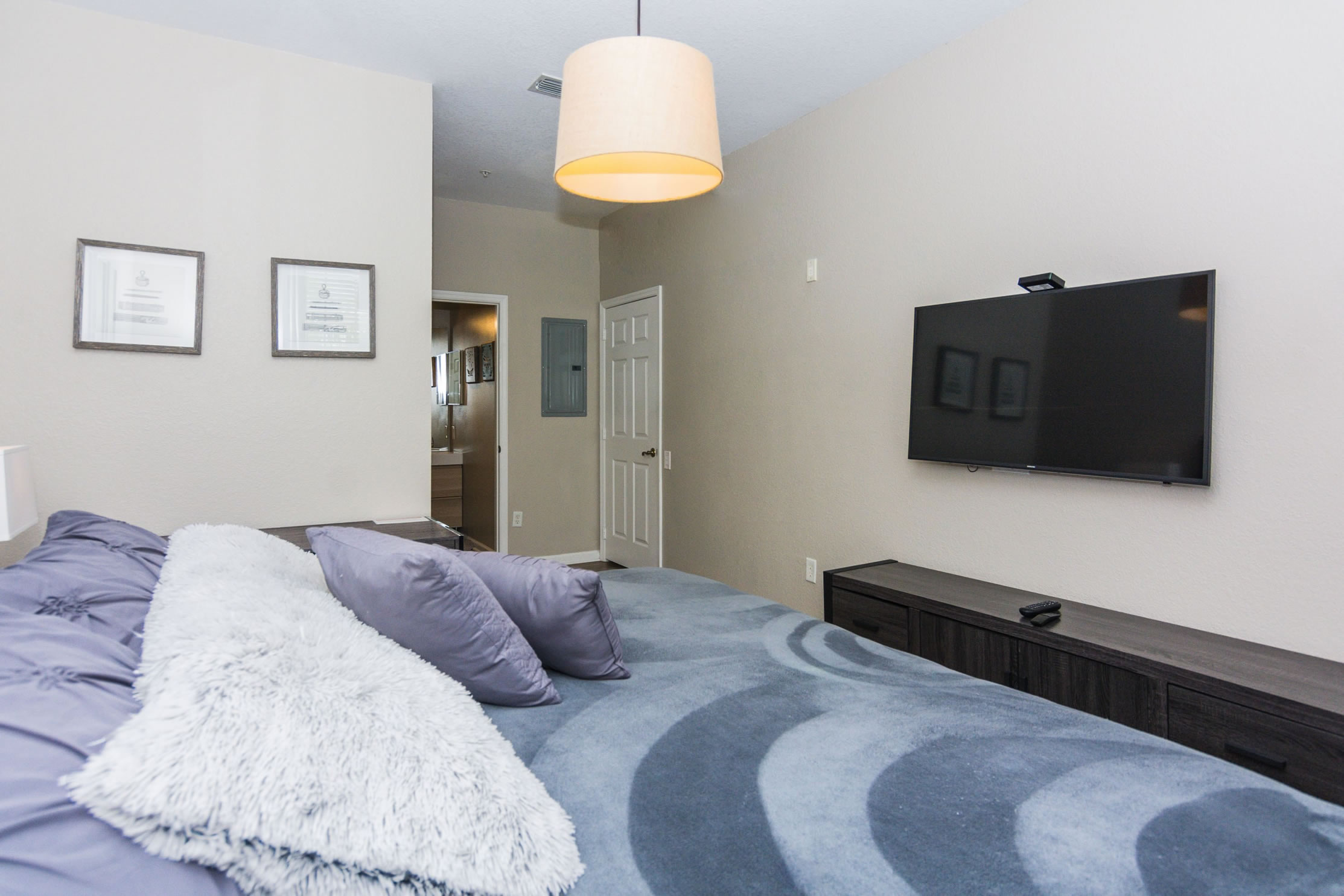 Remodeled and Upgraded 3 BR Condo at Wyndham Palms Resort - Kissimmee $195.000
