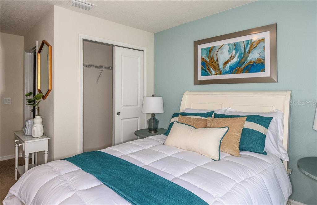 New 5 Bedroom Townhouse with Private Pool near Disney - AIRBNB and Short Term Rentals Allowed $356,960