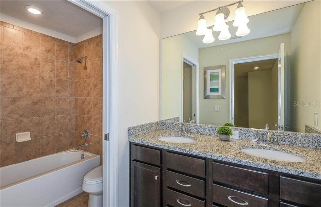 New 5 Bedroom Townhouse with Private Pool near Disney - AIRBNB and Short Term Rentals Allowed $356,960