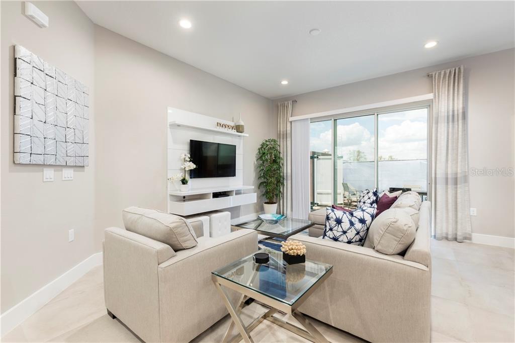 Summerville Resort 5 bedroom townhouse for sale near Disney - AIRBNB approved $445,900
