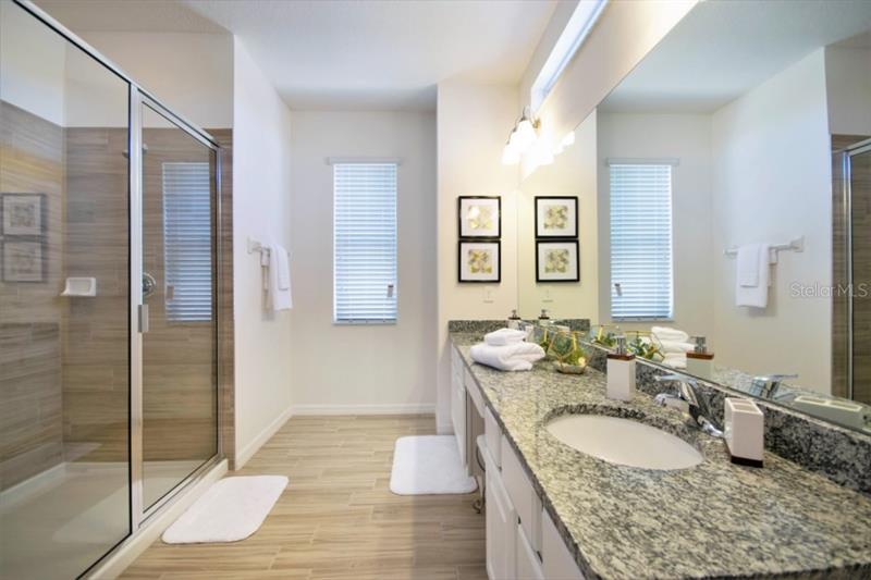 11 Bedroom Vacation Home Mansion For Sale - with pool and fully furnished - Solterra Resort $769,990
