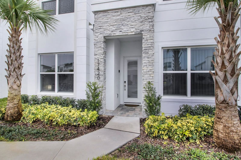 New Townhouse With Private Pool - Fully Furnished - Short Term / AirBnB approved! $499,500
