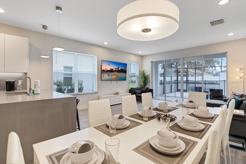 New Townhouse With Private Pool - Fully Furnished - Short Term / AirBnB approved! $499,500