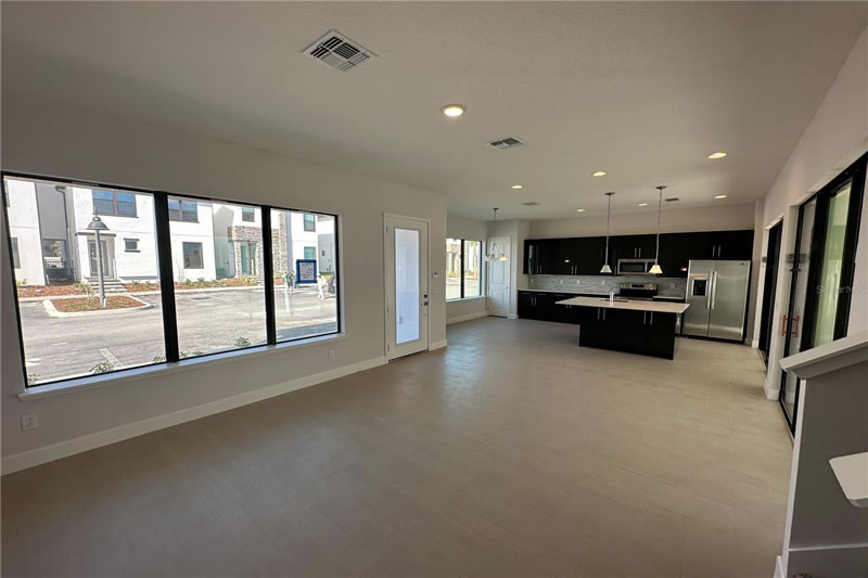 New 4 Bedroom Townhouse at Villa Domani - Short Term / AirBnB approved! $559,990