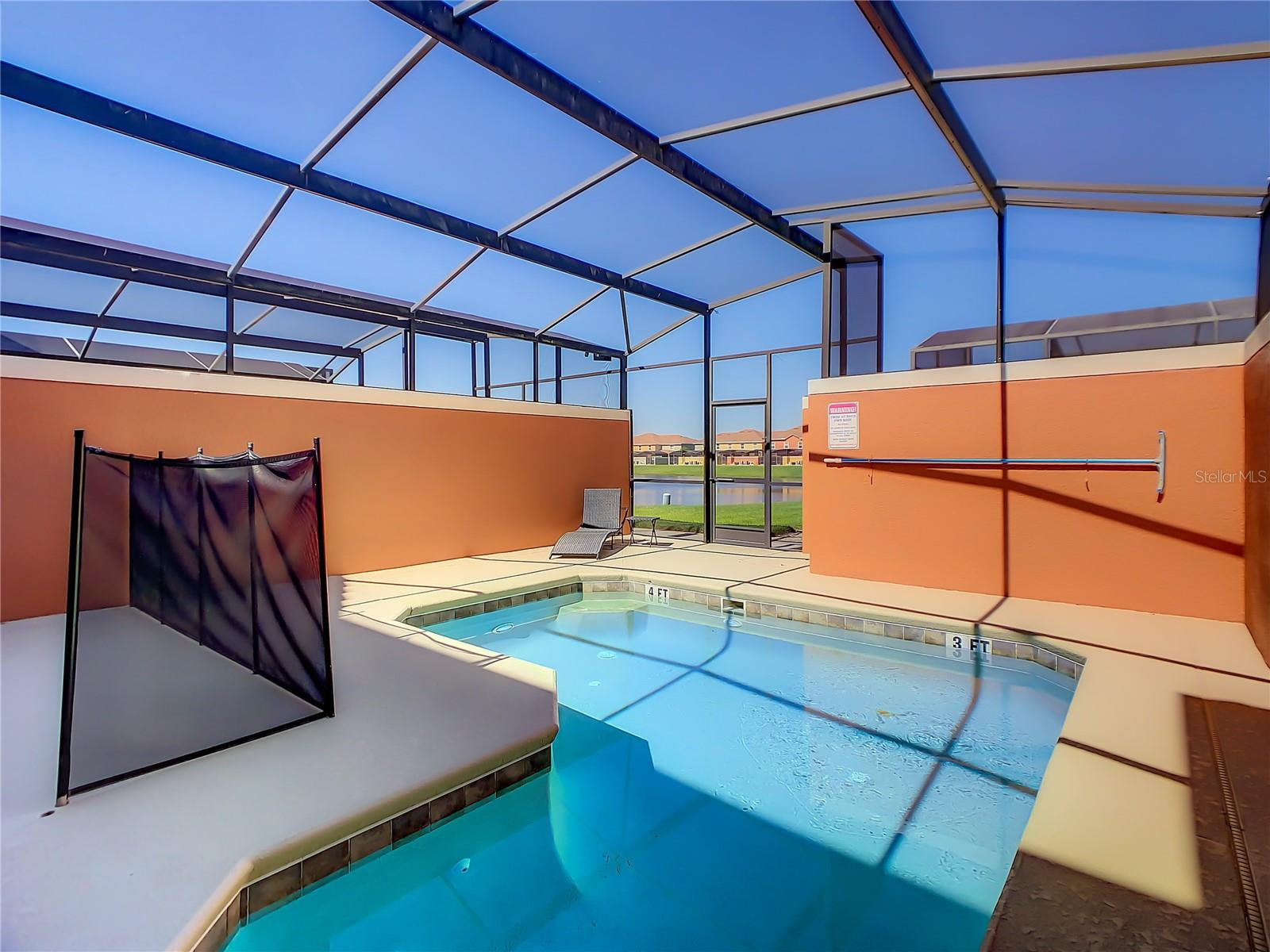 4 BR Townhouse For Sale In Paradise Palms Resort $395,000