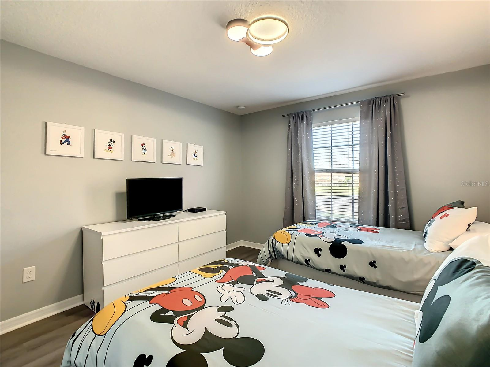 4 BR Townhouse For Sale In Paradise Palms Resort $395,000