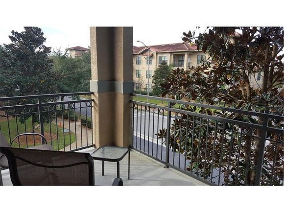 Furnished apartment in Bella Piazza Resort - 10 minutes Parks in Orlando - $129,500