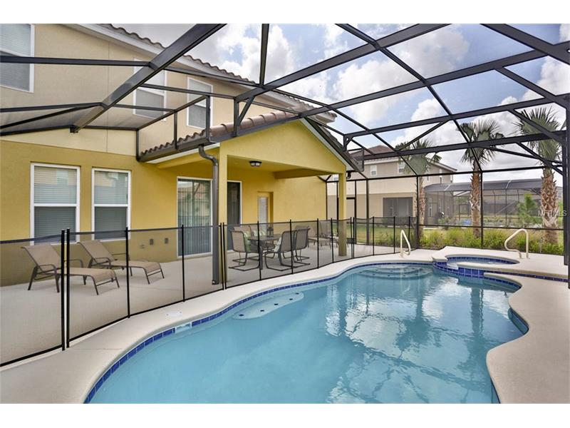 Home Furnished at Solterra Resort - Create an Income in Dollars - Rent Easy! - $ 450,000

 

