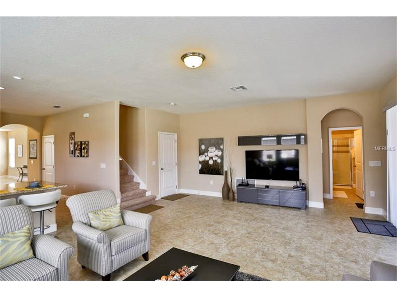 Home Furnished at Solterra Resort - Create an Income in Dollars - Rent Easy! - $ 450,000

 
