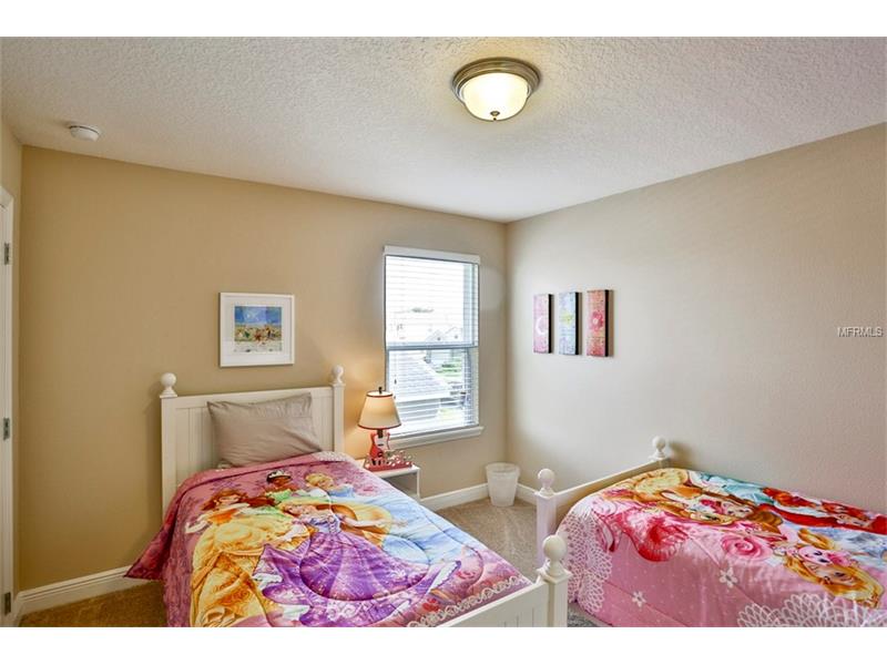 Home Furnished at Solterra Resort - Create an Income in Dollars - Rent Easy! - $ 450,000


