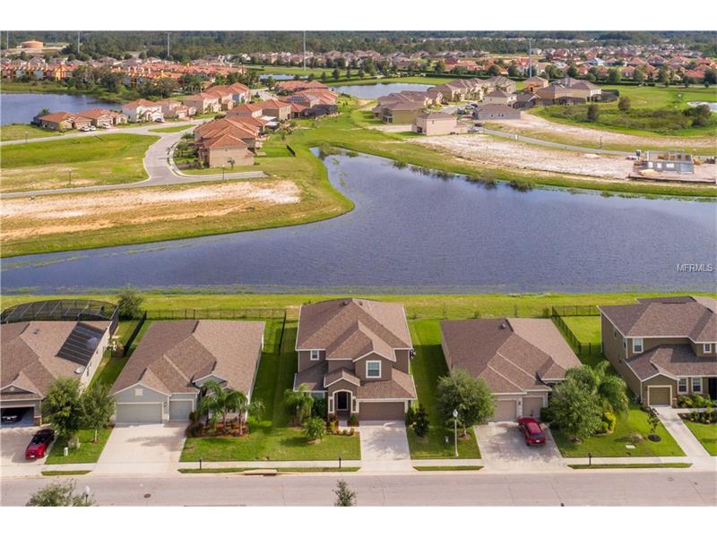 Luxury House For Sale In Front Of The Lagoon - Orlando - $375,000


